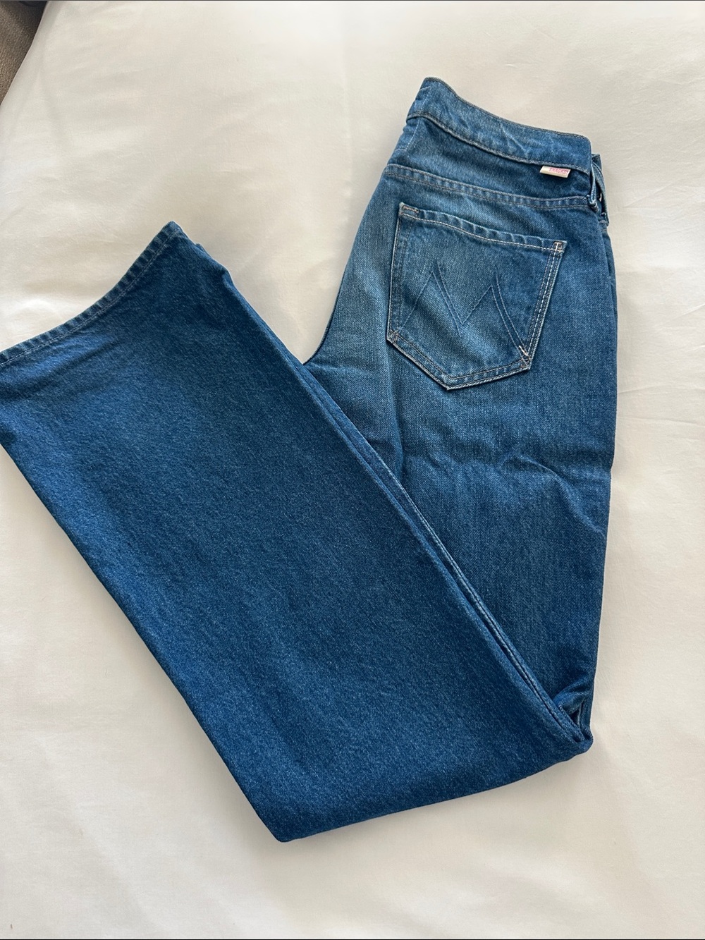 MOTHER snacks, the takeout. Women's bootcut Jeans in Blue Denim SIZE 29 rigid